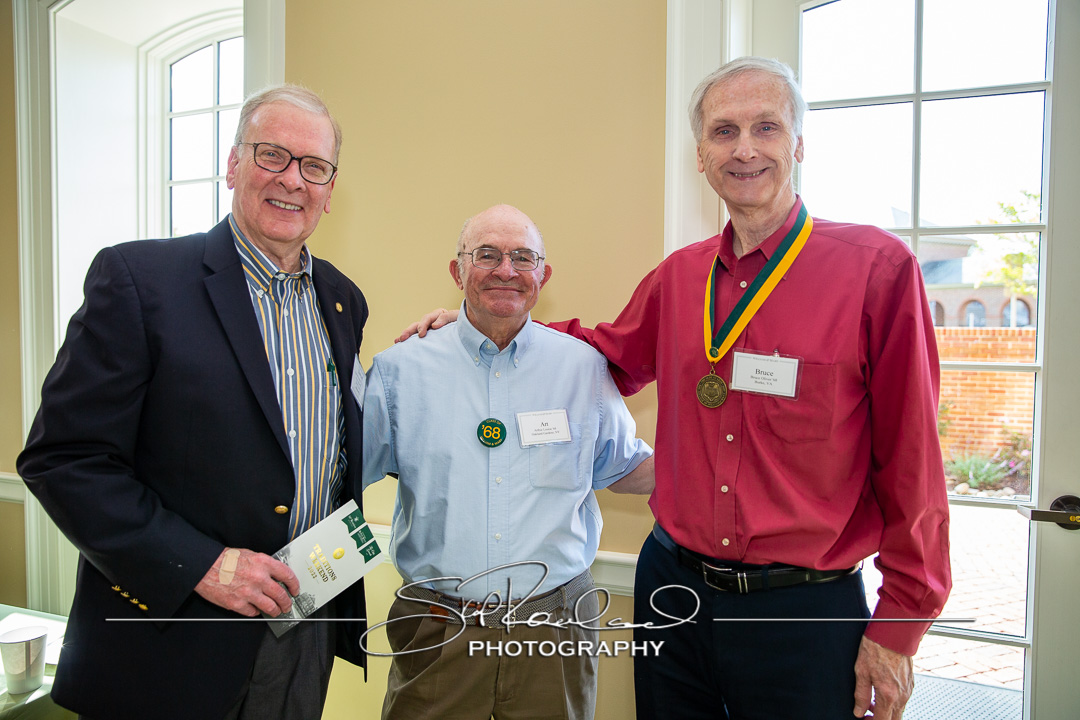 Saturday Morning at Alumni House – April 2022 #52459