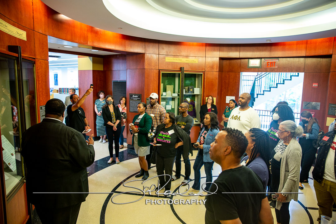 Black Alumni Reunion – Strollin At Swem Library – May 2022 #65511