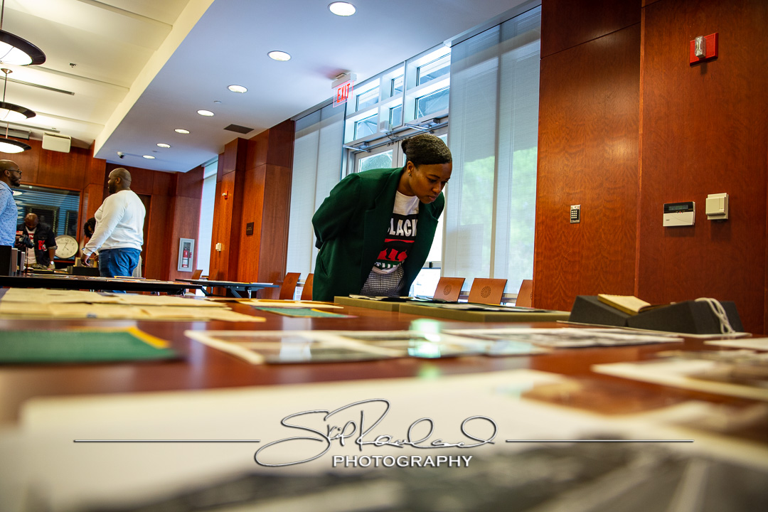 Black Alumni Reunion – Strollin At Swem Library – May 2022 #65515