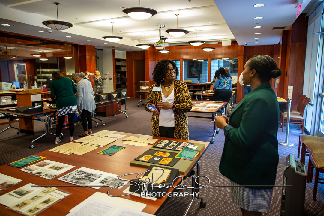 Black Alumni Reunion – Strollin At Swem Library – May 2022 #65516