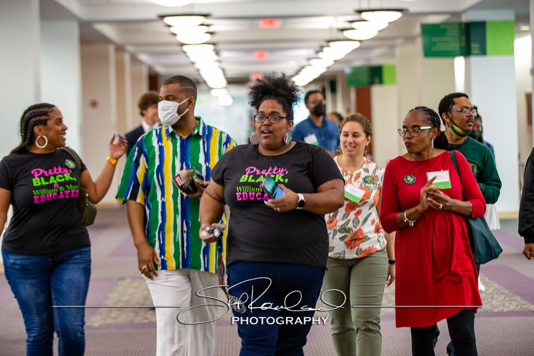 Black Alumni Reunion – Strollin At Swem Library – May 2022 #65529