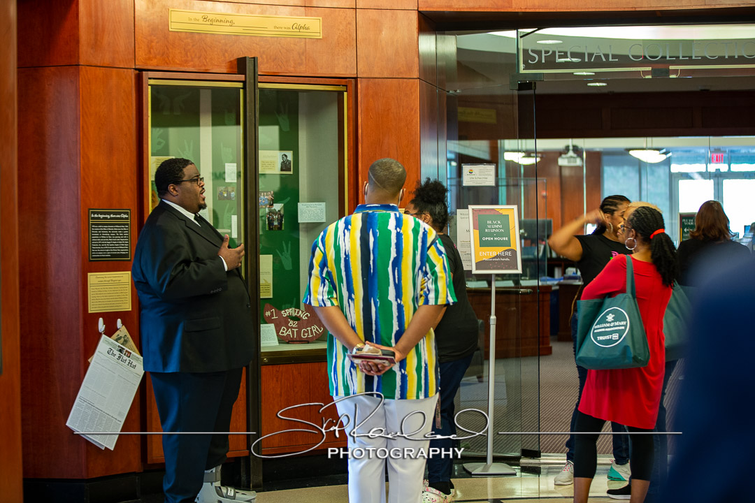 Black Alumni Reunion – Strollin At Swem Library – May 2022 #65530