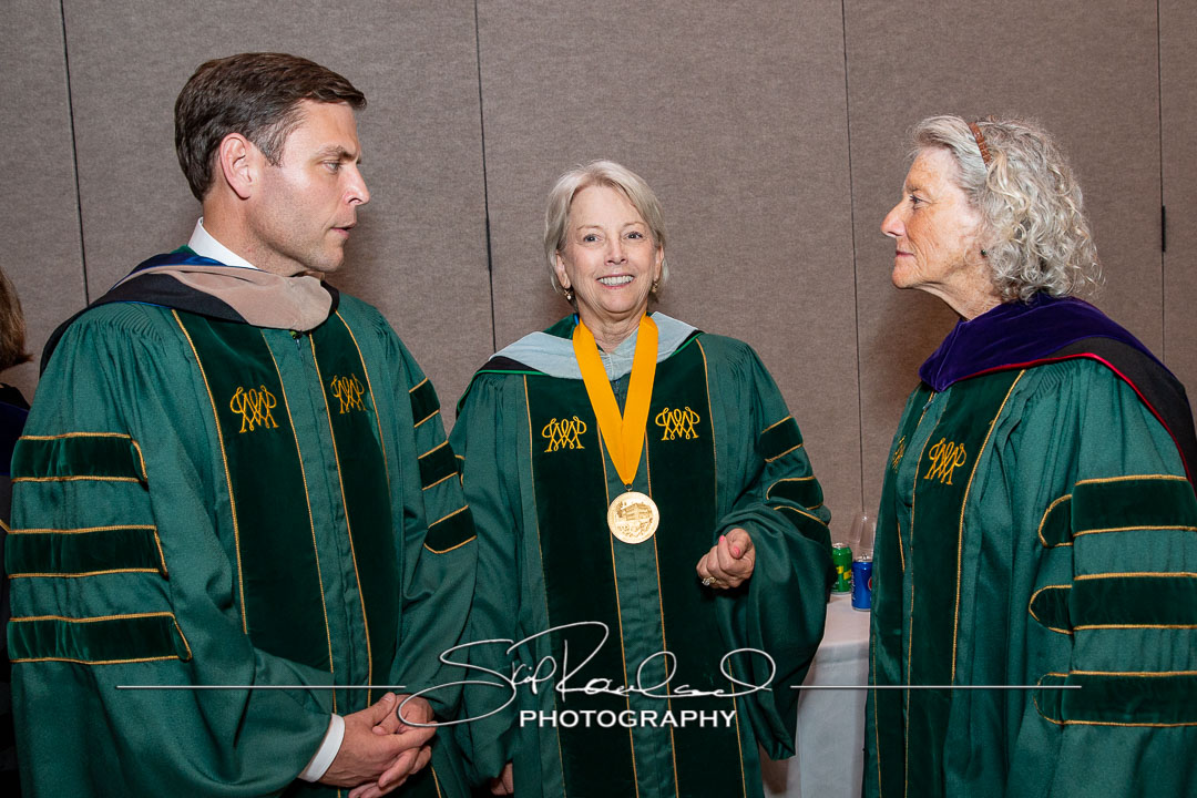 Robing Room Candids – May 2022 #73765