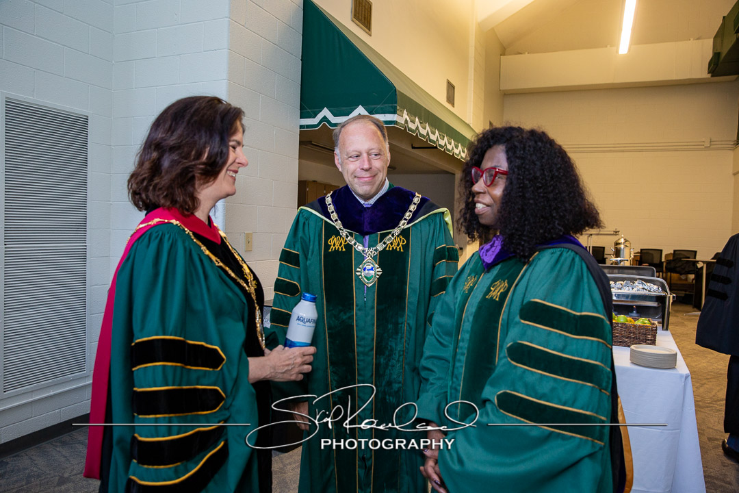 Robing Room Candids – May 2022 #73785