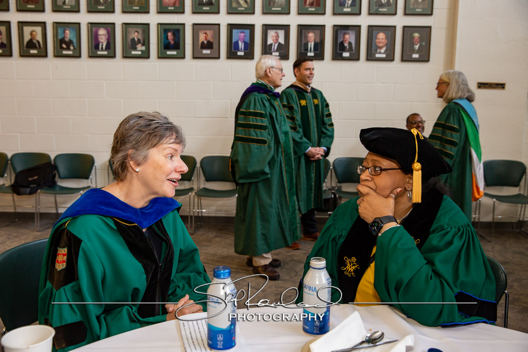 Robing Room Candids – May 2022 #73792