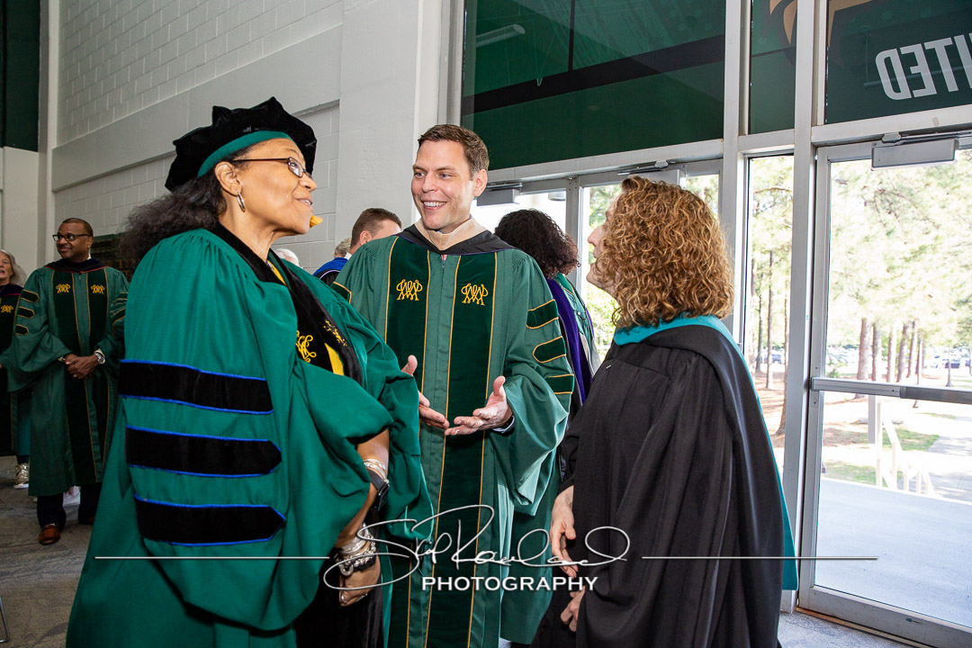 Robing Room Candids – May 2022 #73818