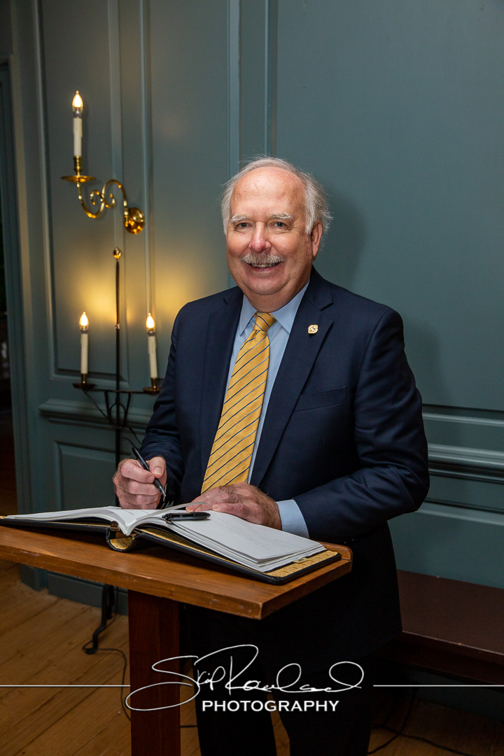 Wm Bov Pinning And Resolution In Blue Room – September 2022 #94532