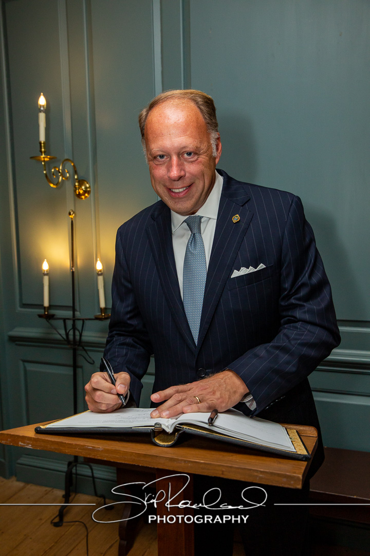 Wm Bov Pinning And Resolution In Blue Room – September 2022 #94547