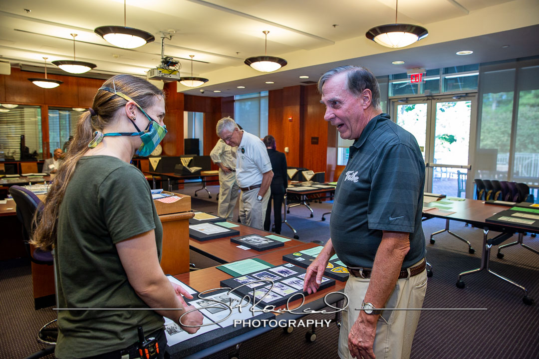 OWJ Reception at Swem Special Collections – HoCo 22 #96110