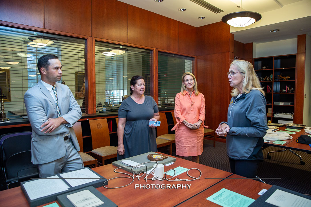 OWJ Reception at Swem Special Collections – HoCo 22 #96115