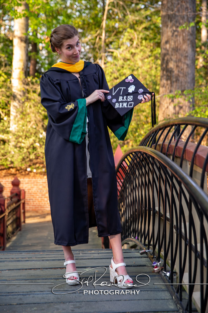 Hachtel Cap And Gown – April 2023 #119256