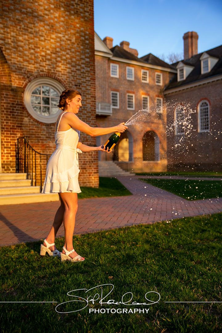 Hachtel Cap And Gown – April 2023 #119305