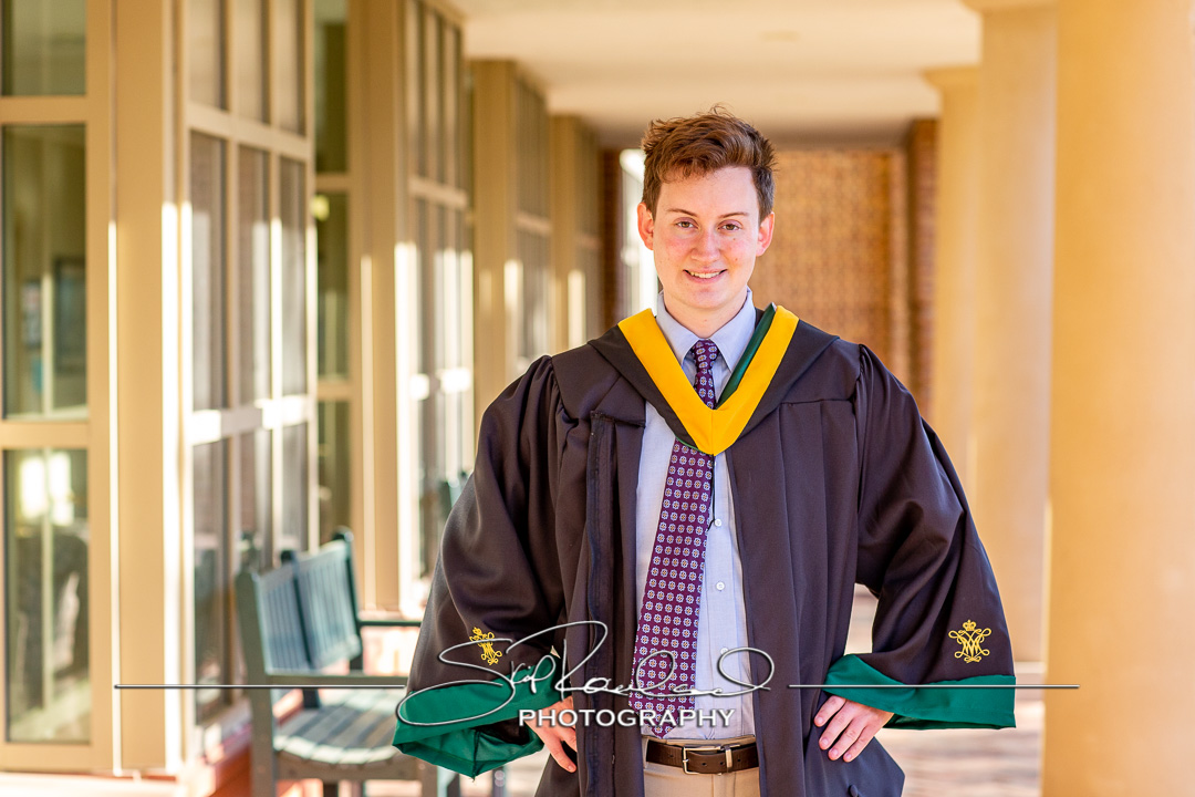 Jonathan Ruxton Cap And Gown – April 2023 #121948
