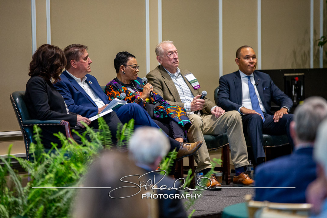 Traditions – Presidential Conversation – 2023 #126450