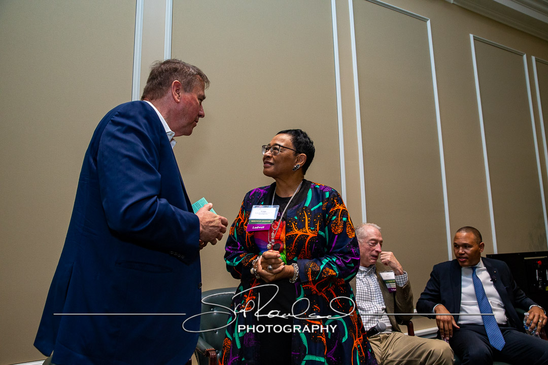 Traditions – Presidential Conversation – 2023 #126470