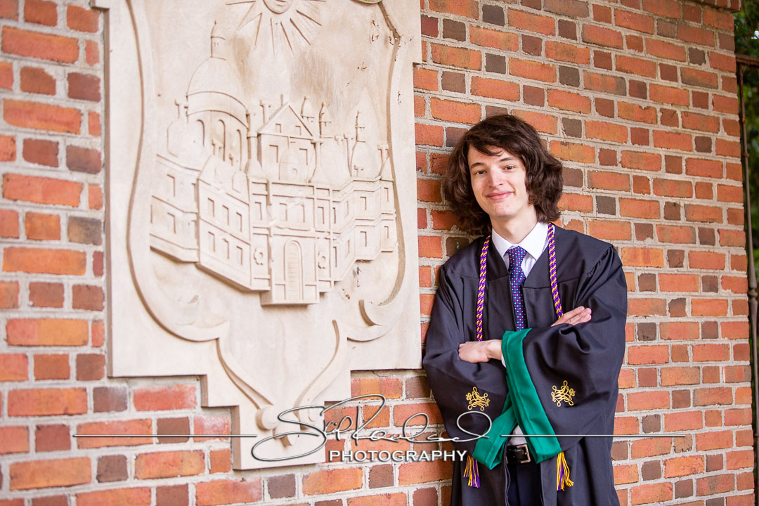 Robert Lazar Cap And Gown – May 2023 #137846