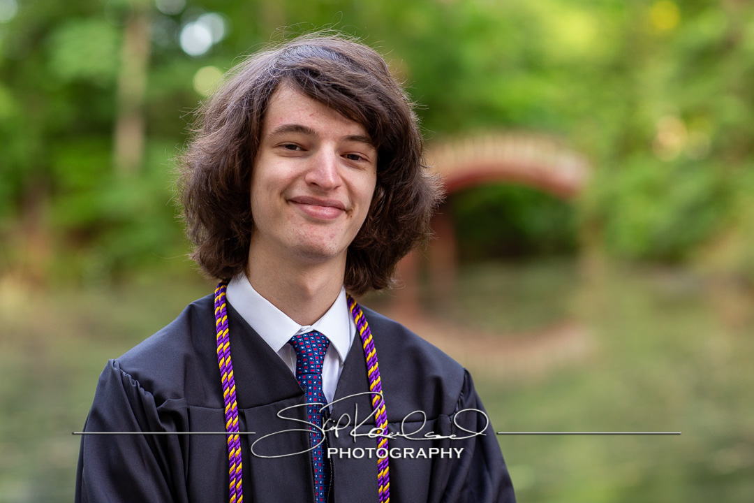 Robert Lazar Cap And Gown – May 2023 #137849
