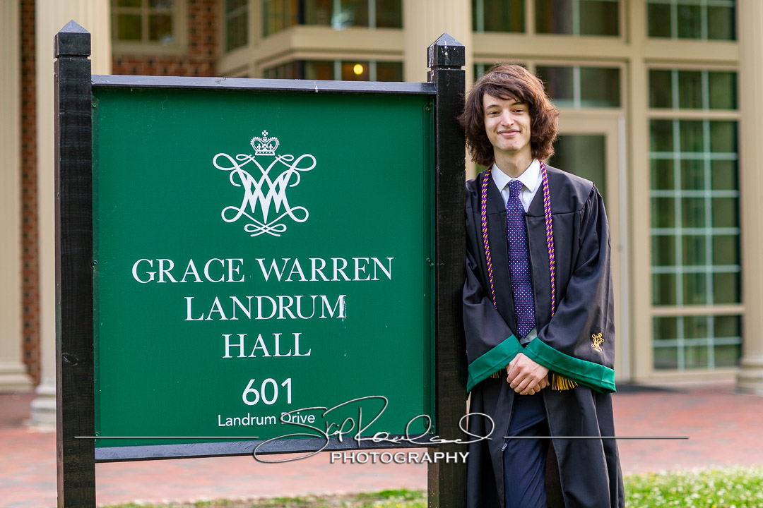 Robert Lazar Cap And Gown – May 2023 #137855