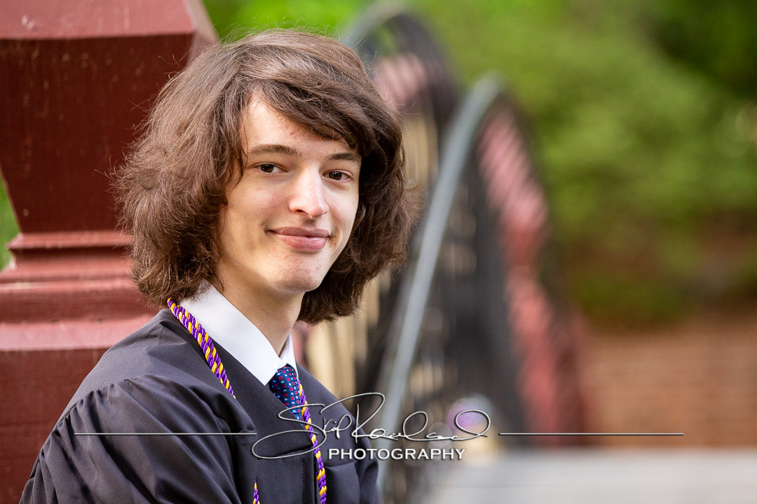 Robert Lazar Cap And Gown – May 2023 #137859