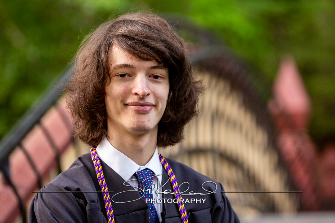 Robert Lazar Cap And Gown – May 2023 #137860