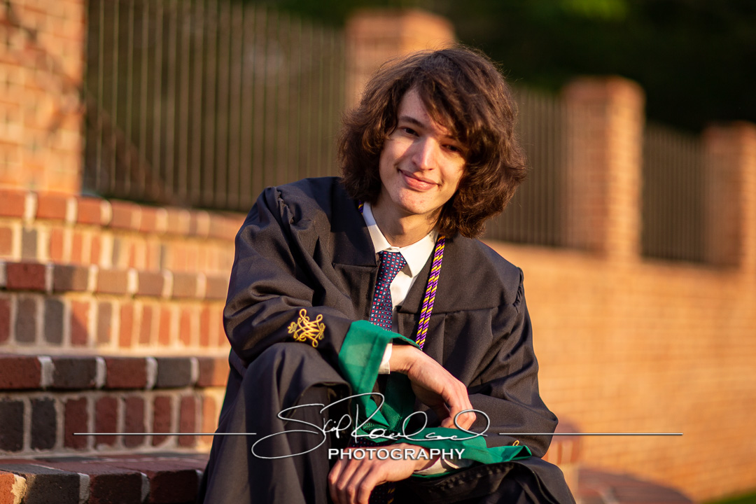 Robert Lazar Cap And Gown – May 2023 #137874