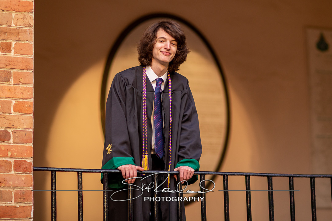 Robert Lazar Cap And Gown – May 2023 #137880