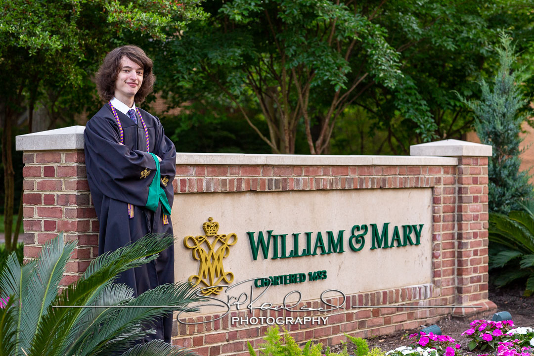 Robert Lazar Cap And Gown – May 2023 #137888