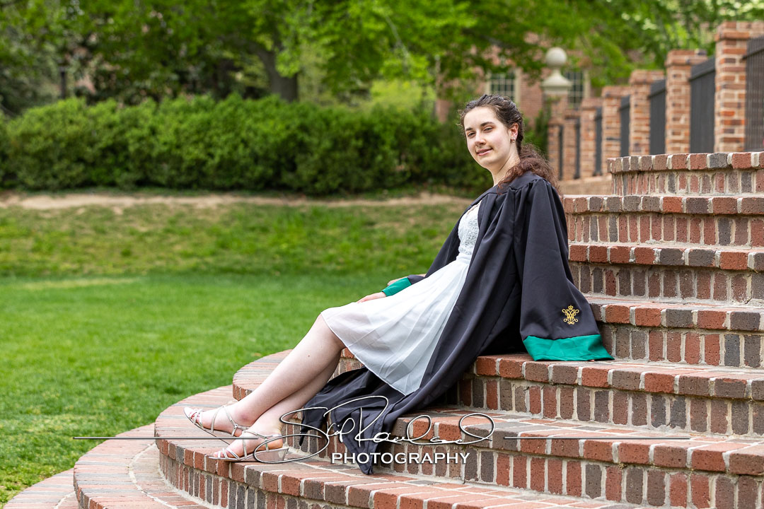 Katie Richardson Cap And Gown – 2024 #210067