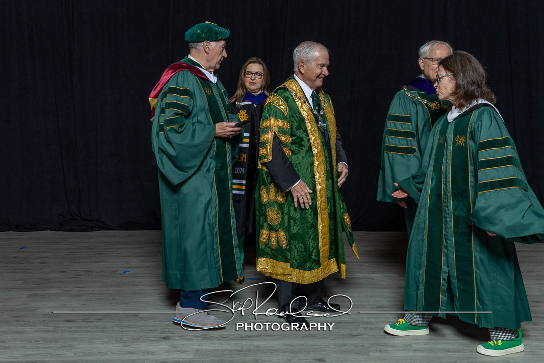Robing Room Candids – 2024 #216820