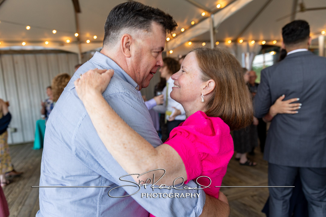 Gariepy-Campbell – Moments #220501