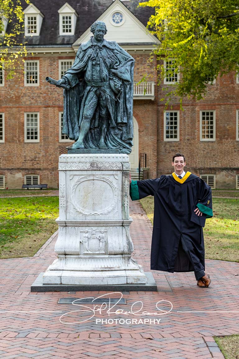 Lazar Cap And Gown – 2024 #224483