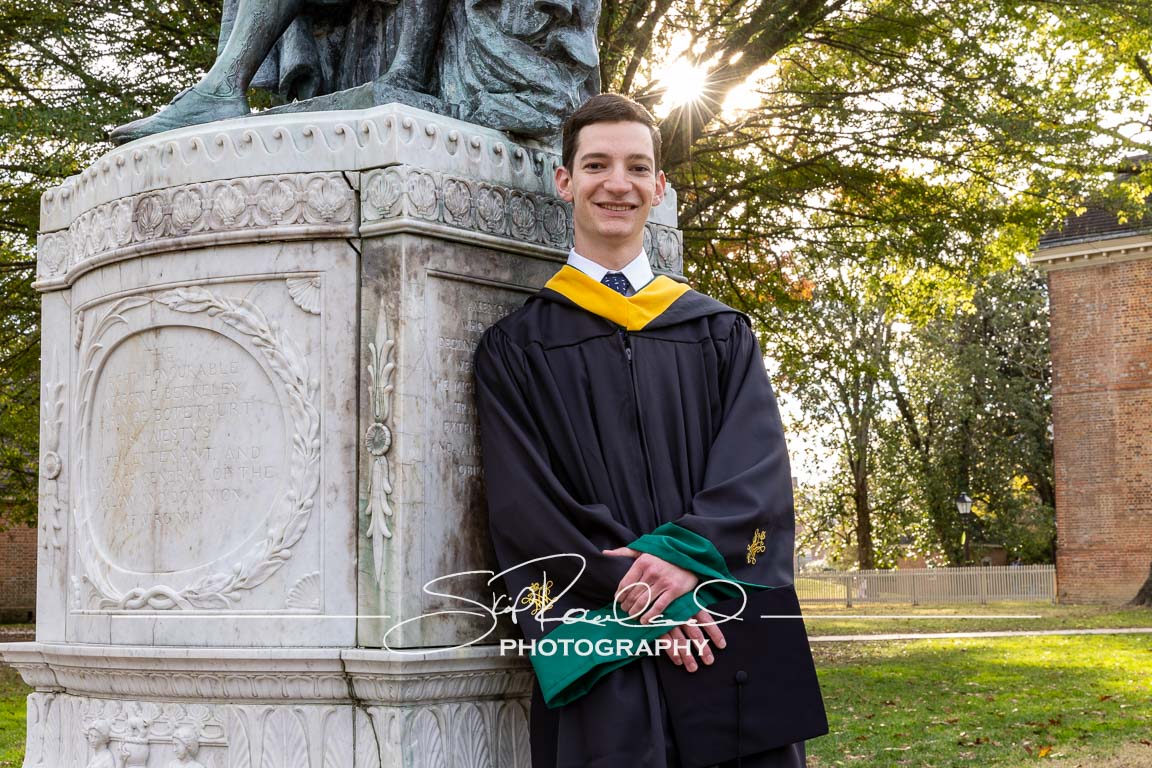 Lazar Cap And Gown – 2024 #224486