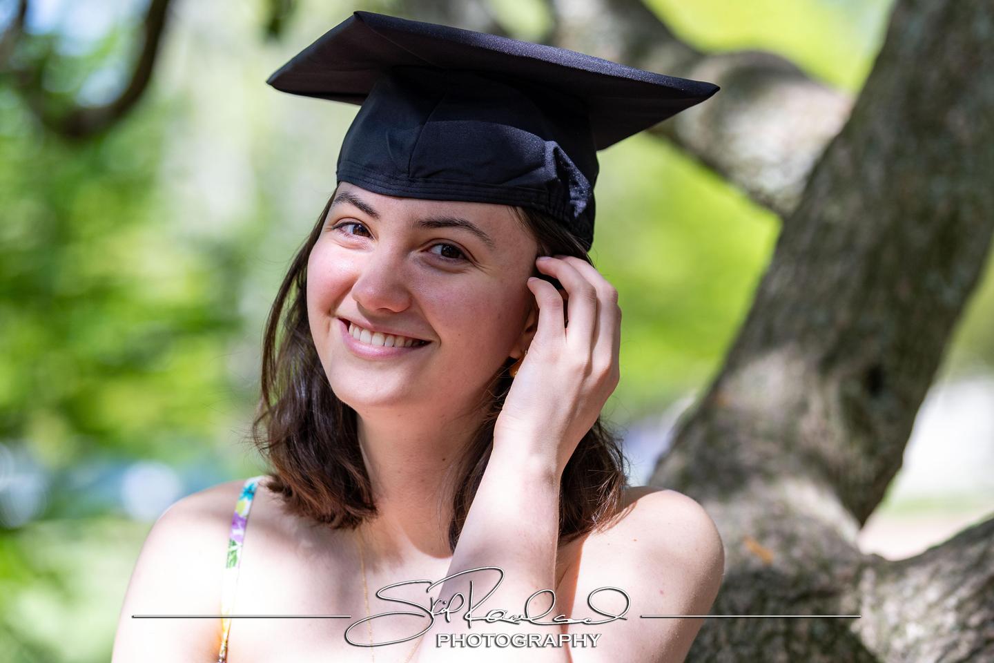 Caro Lipsitz Cap And Gown – April 2025 #238317