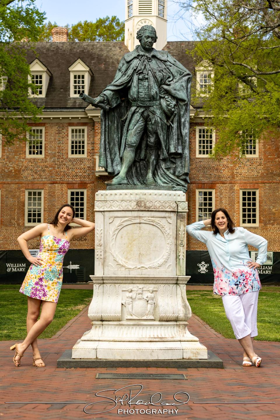 Caro Lipsitz Cap And Gown – April 2025 #238321