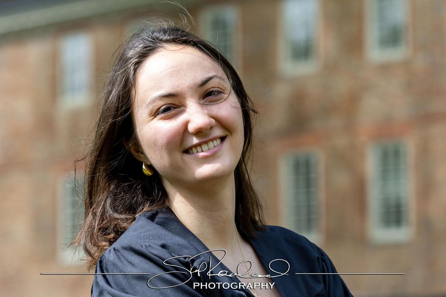 Caro Lipsitz Cap And Gown – April 2025 #238325