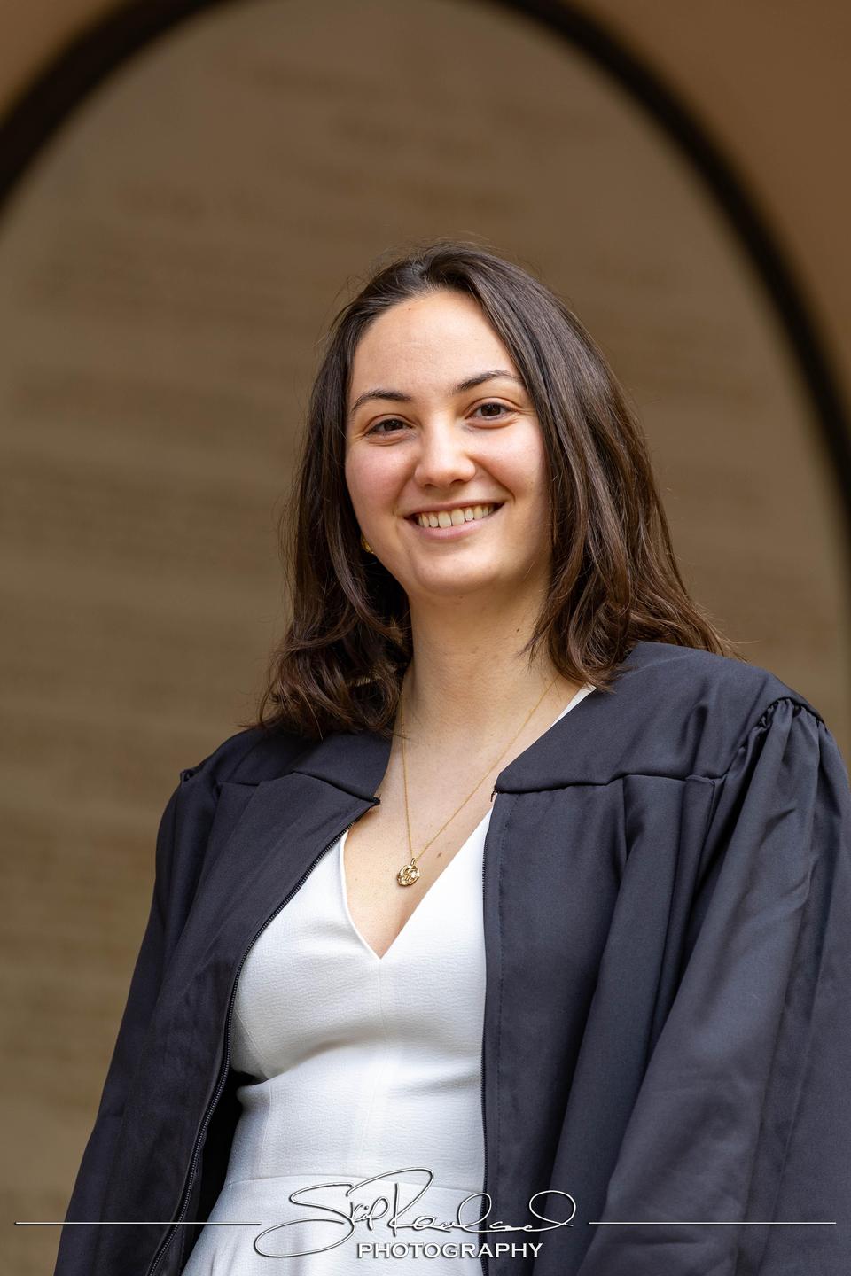 Caro Lipsitz Cap And Gown – April 2025 #238326