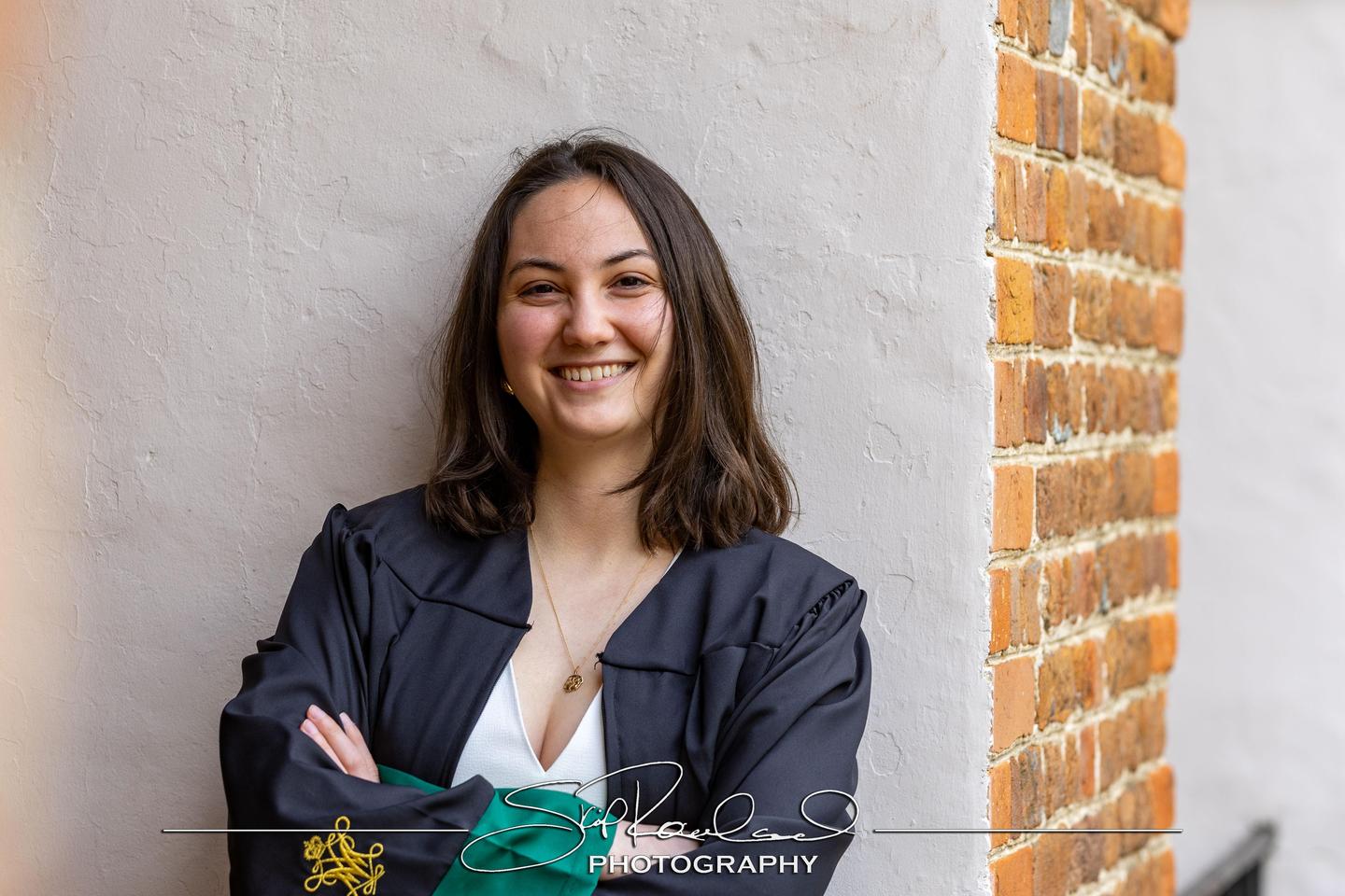 Caro Lipsitz Cap And Gown – April 2025 #238328