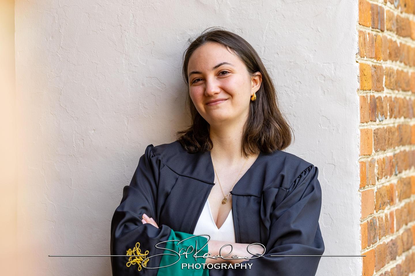 Caro Lipsitz Cap And Gown – April 2025 #238329