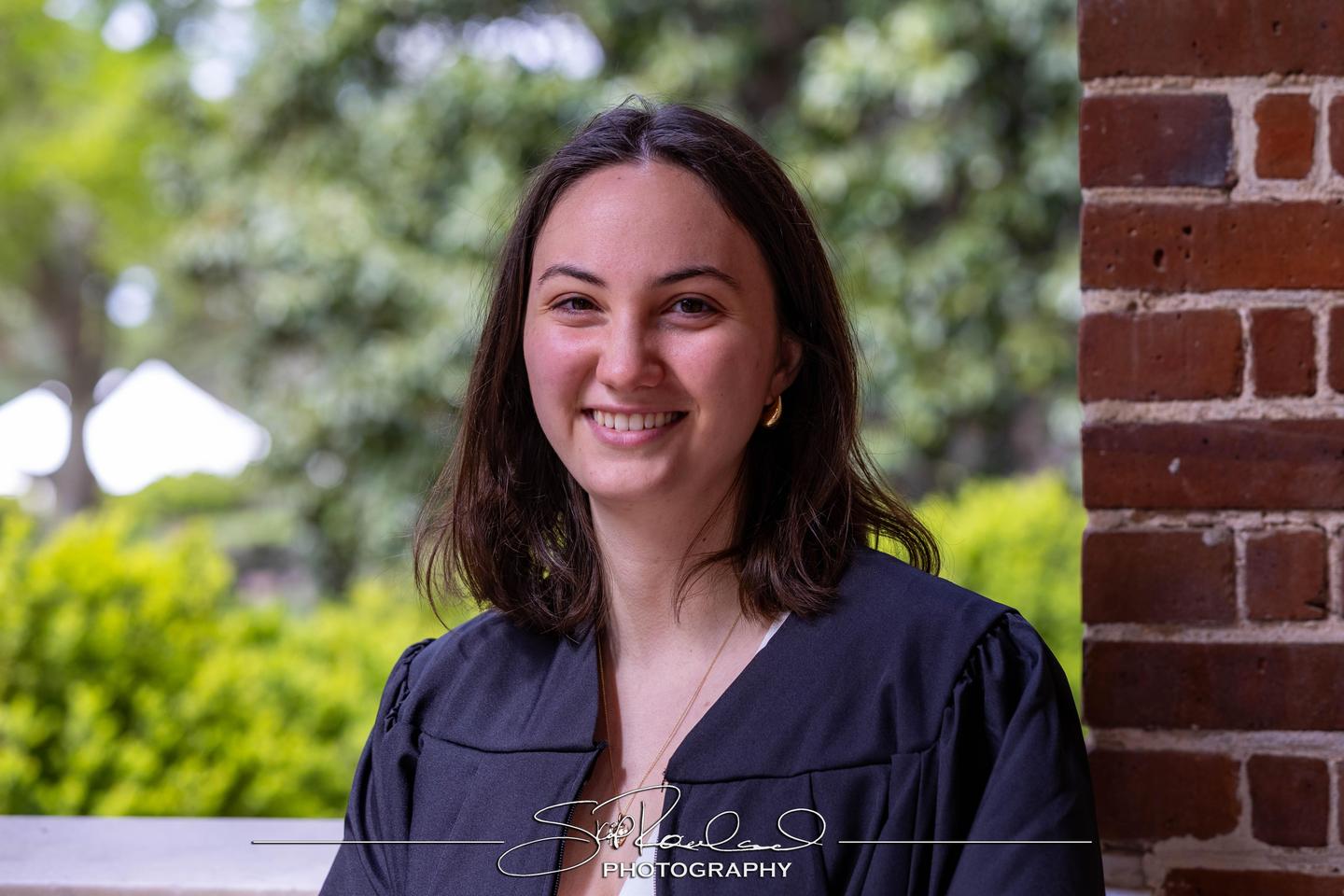 Caro Lipsitz Cap And Gown – April 2025 #238337