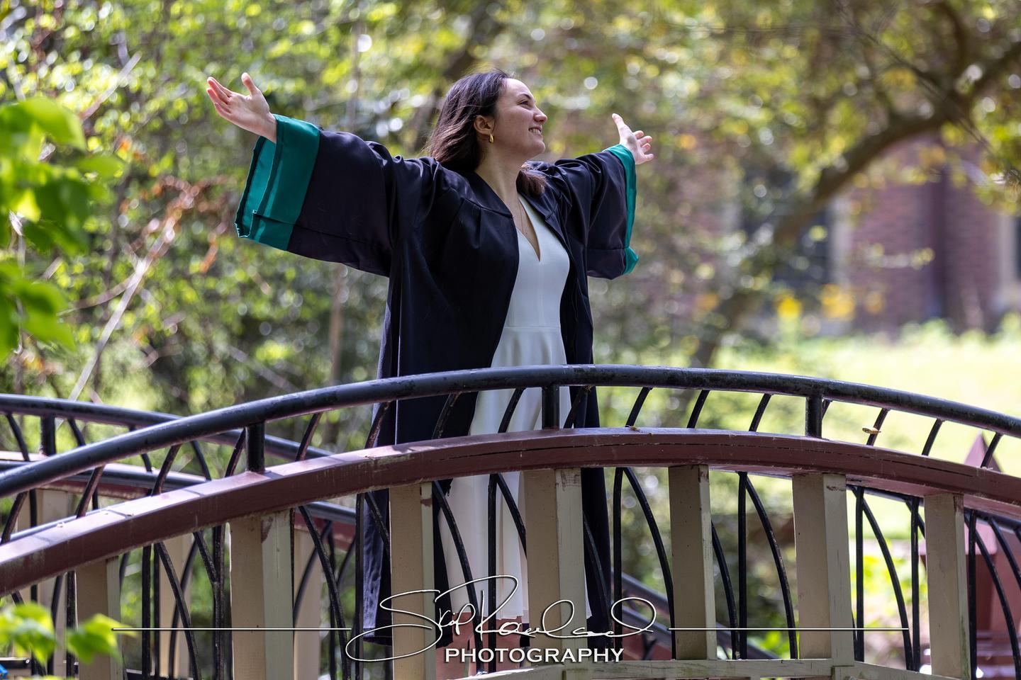 Caro Lipsitz Cap And Gown – April 2025 #238357