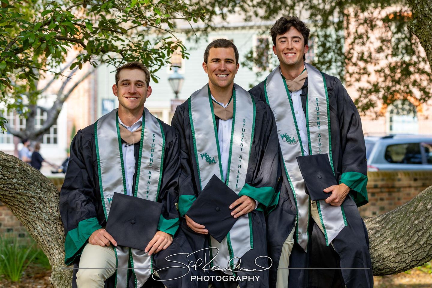 Kolarov Lottchea Lovasc Cap And Gown – April 2025 #238431