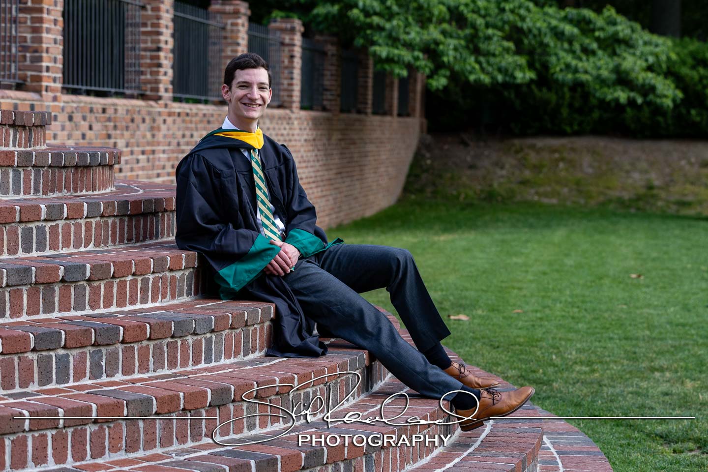 Jeffrey Lazar Cap And Gown – 2025 #240872