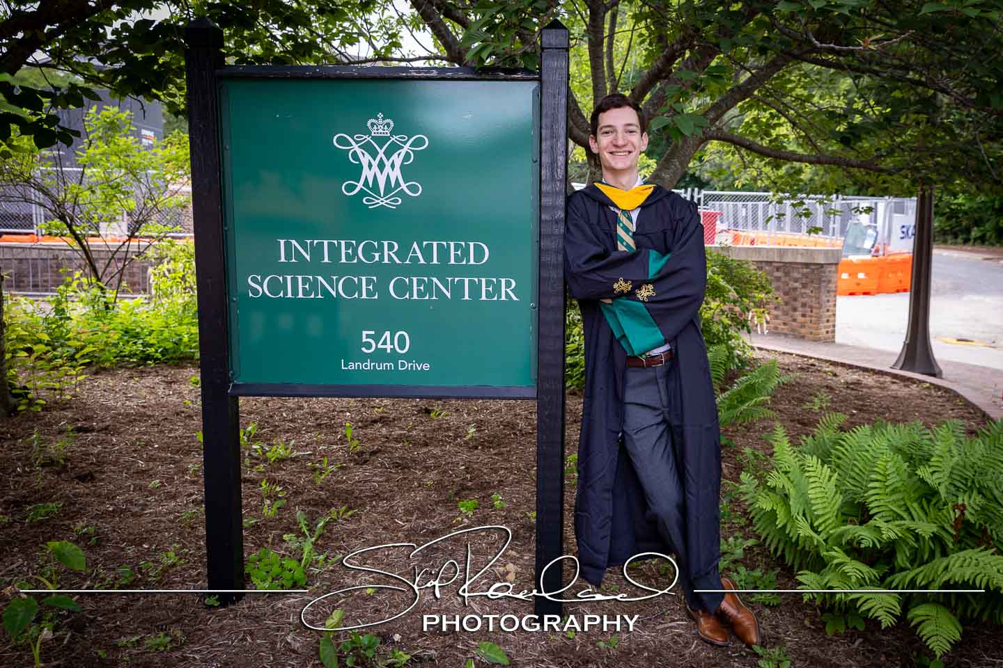 Jeffrey Lazar Cap And Gown – 2025 #240880
