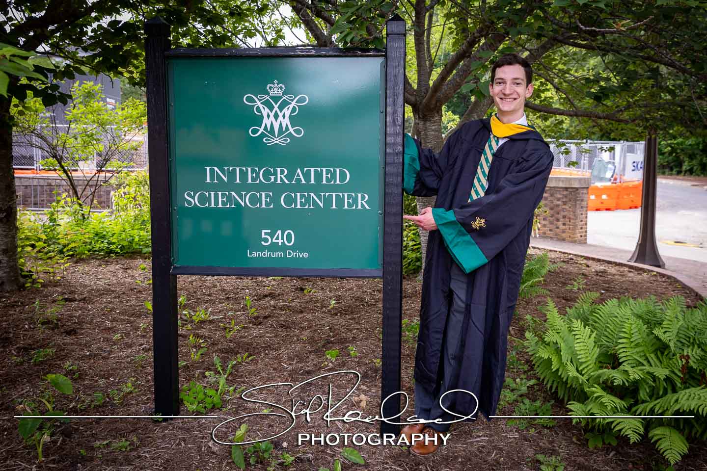 Jeffrey Lazar Cap And Gown – 2025 #240881
