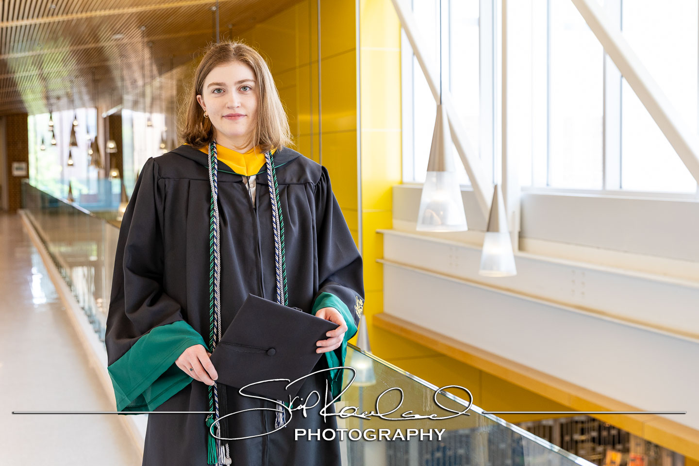 Emma Bias Cap And Gown – 2025 #241207