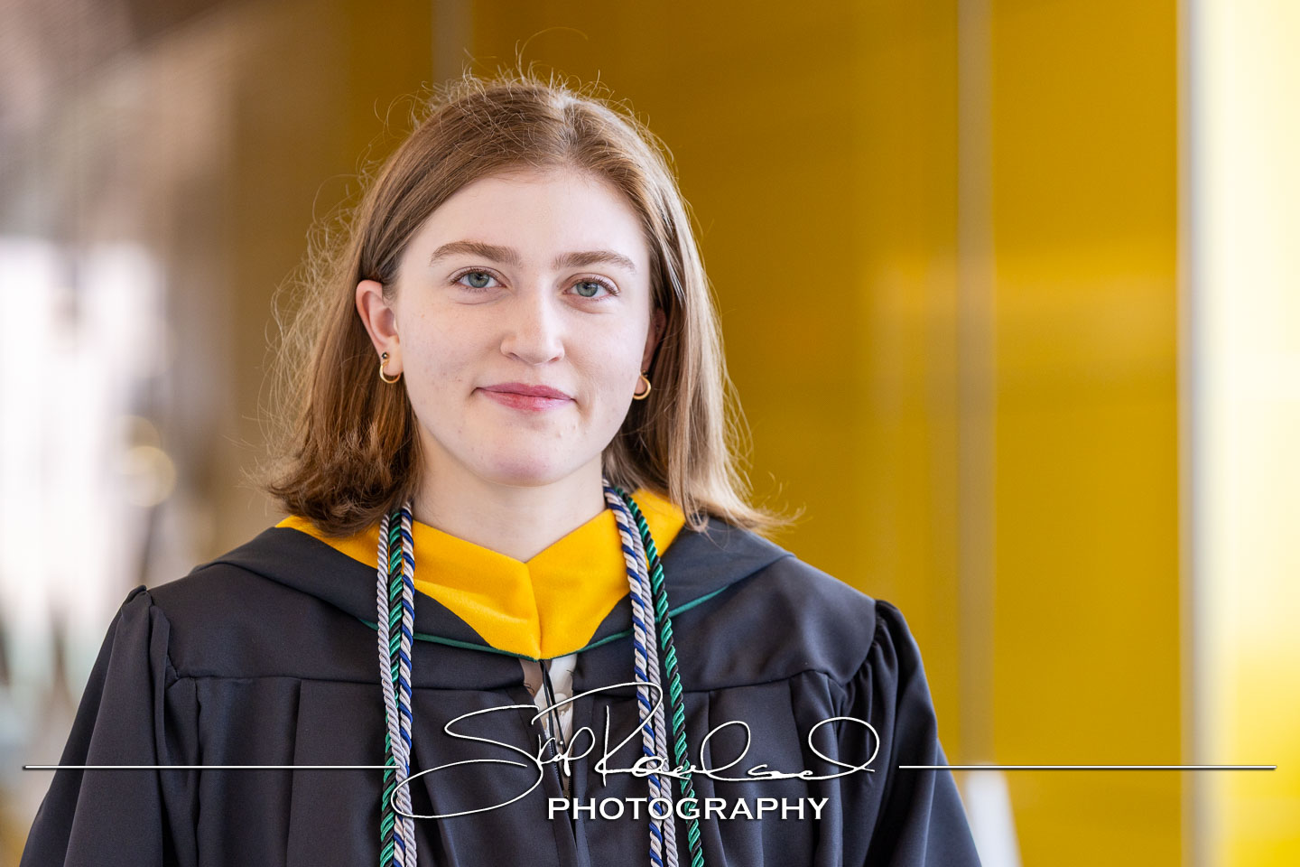 Emma Bias Cap And Gown – 2025 #241208