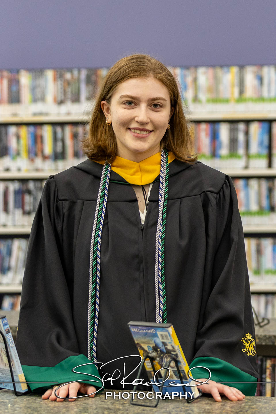 Emma Bias Cap And Gown – 2025 #241217