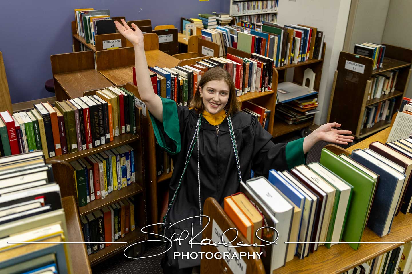 Emma Bias Cap And Gown – 2025 #241220